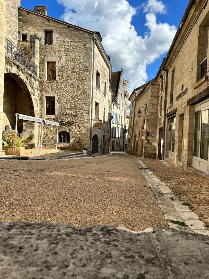 Appart En Duplex Climatise Coeur De Ville Périgueux Buitenkant foto